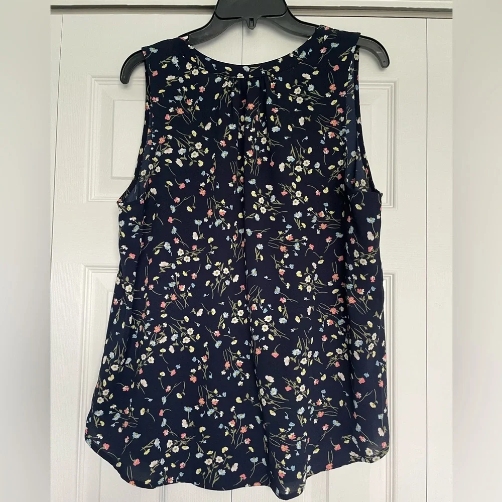 41 Hawthorne Sleeveless Blouse, XL - Picture 2 of 5